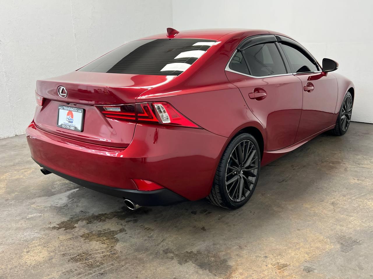 Lexus IS 250 4D Sedan AWD 2014