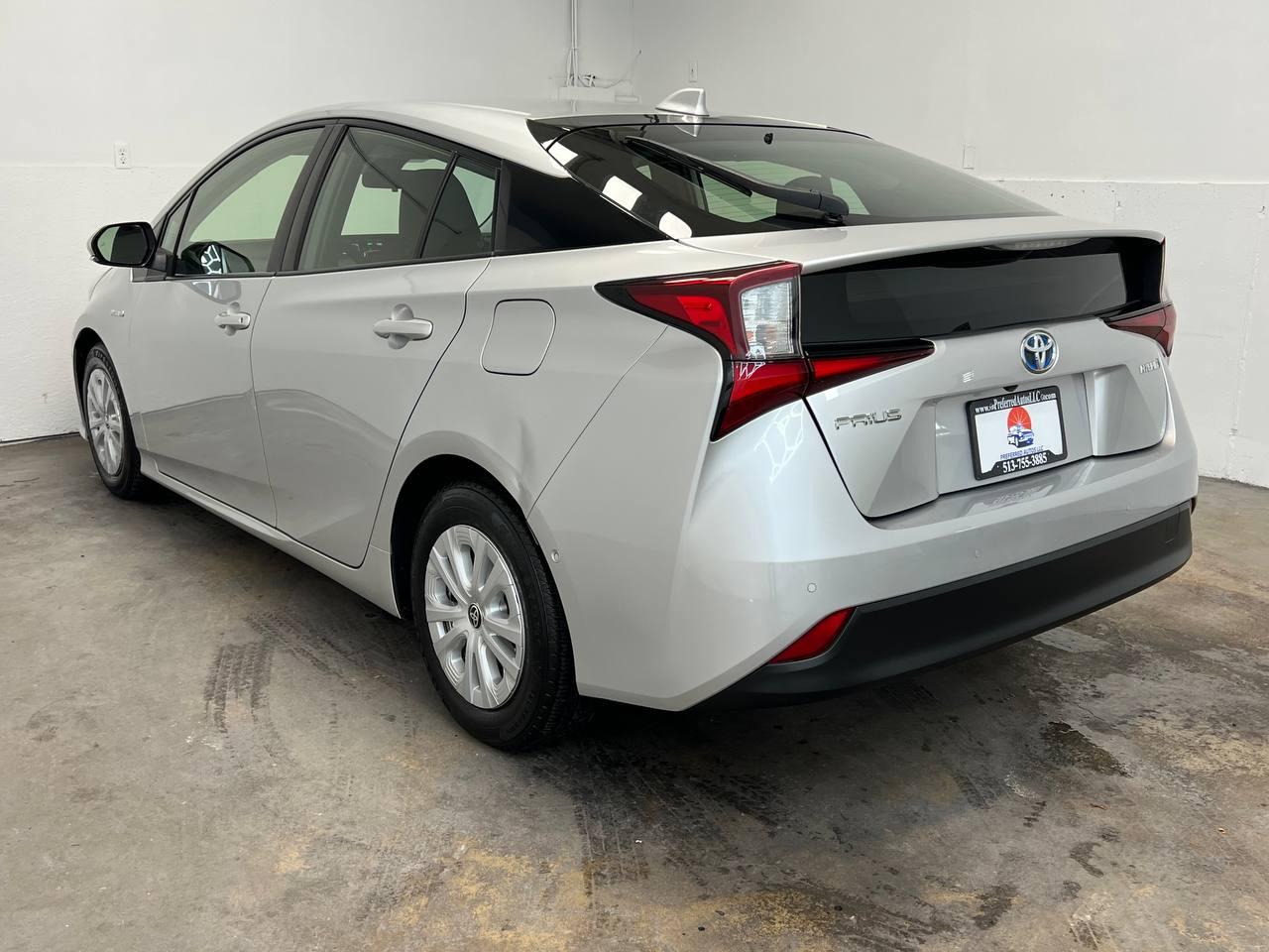 Toyota Prius LE 2021