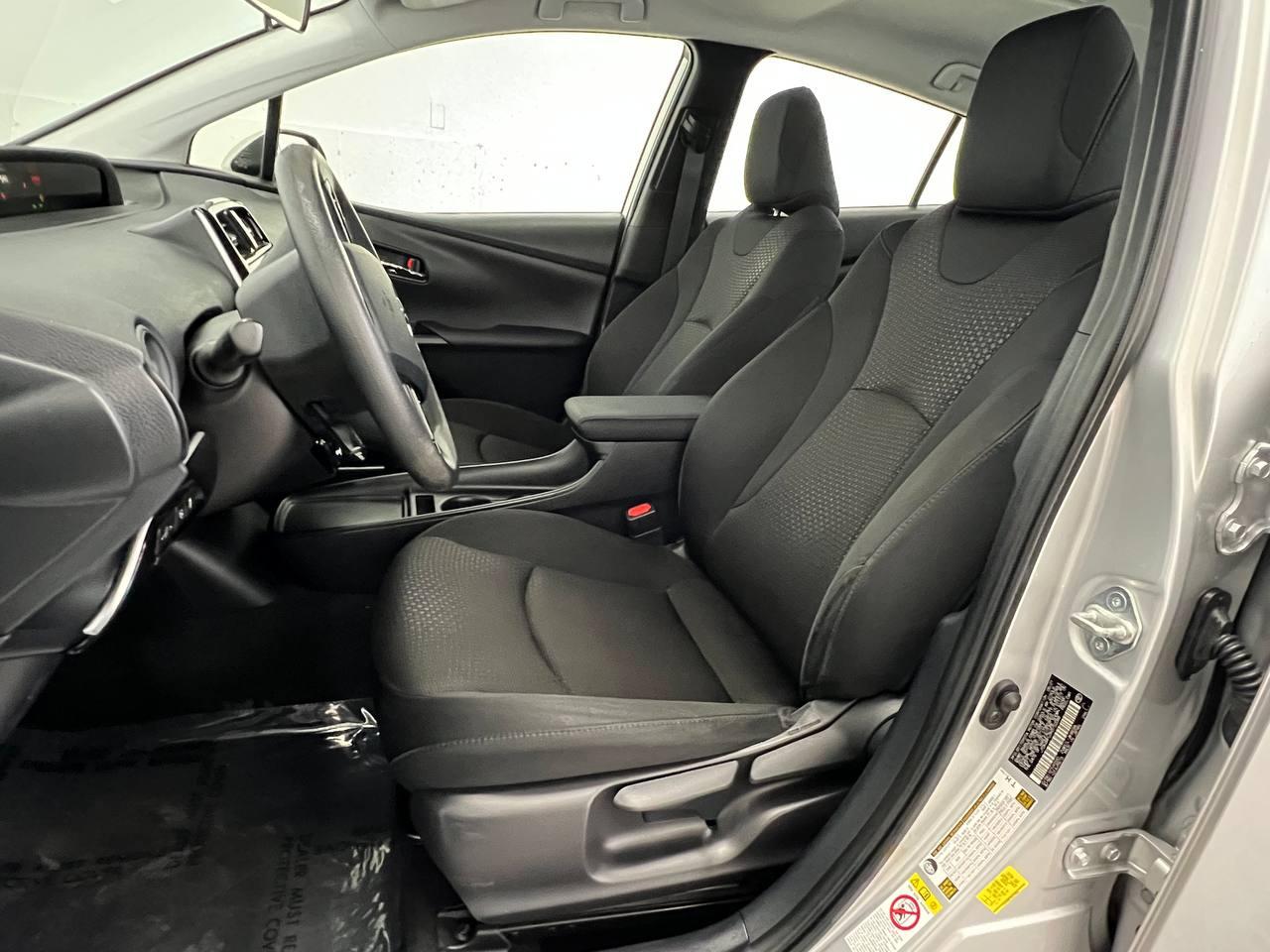 Toyota Prius LE 2021