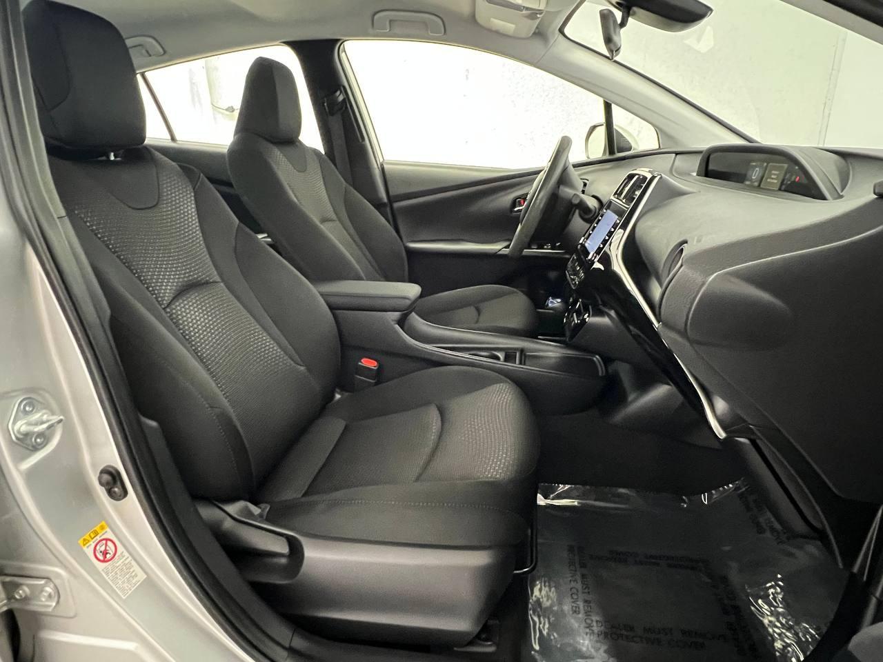 Toyota Prius LE 2021