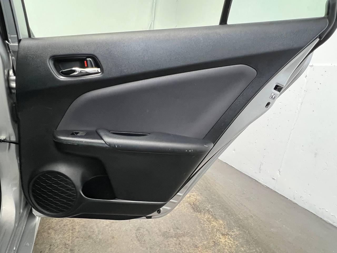 Toyota Prius LE 2021