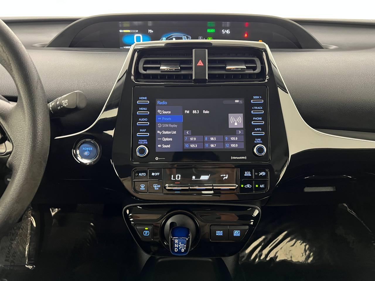 Toyota Prius LE 2021