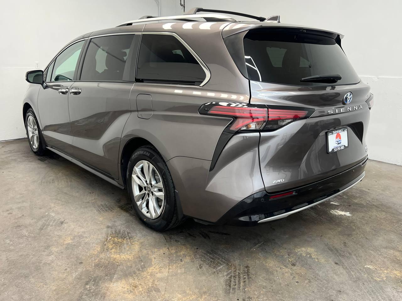 Toyota Sienna Limited 7-Passenger AWD 2022