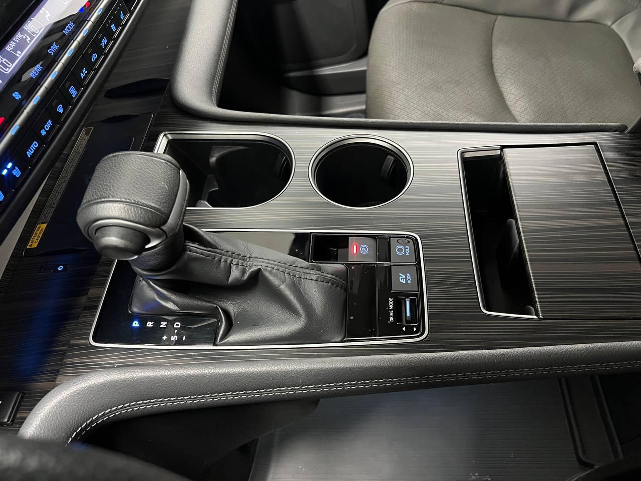 Toyota Sienna Limited 7-Passenger AWD 2022