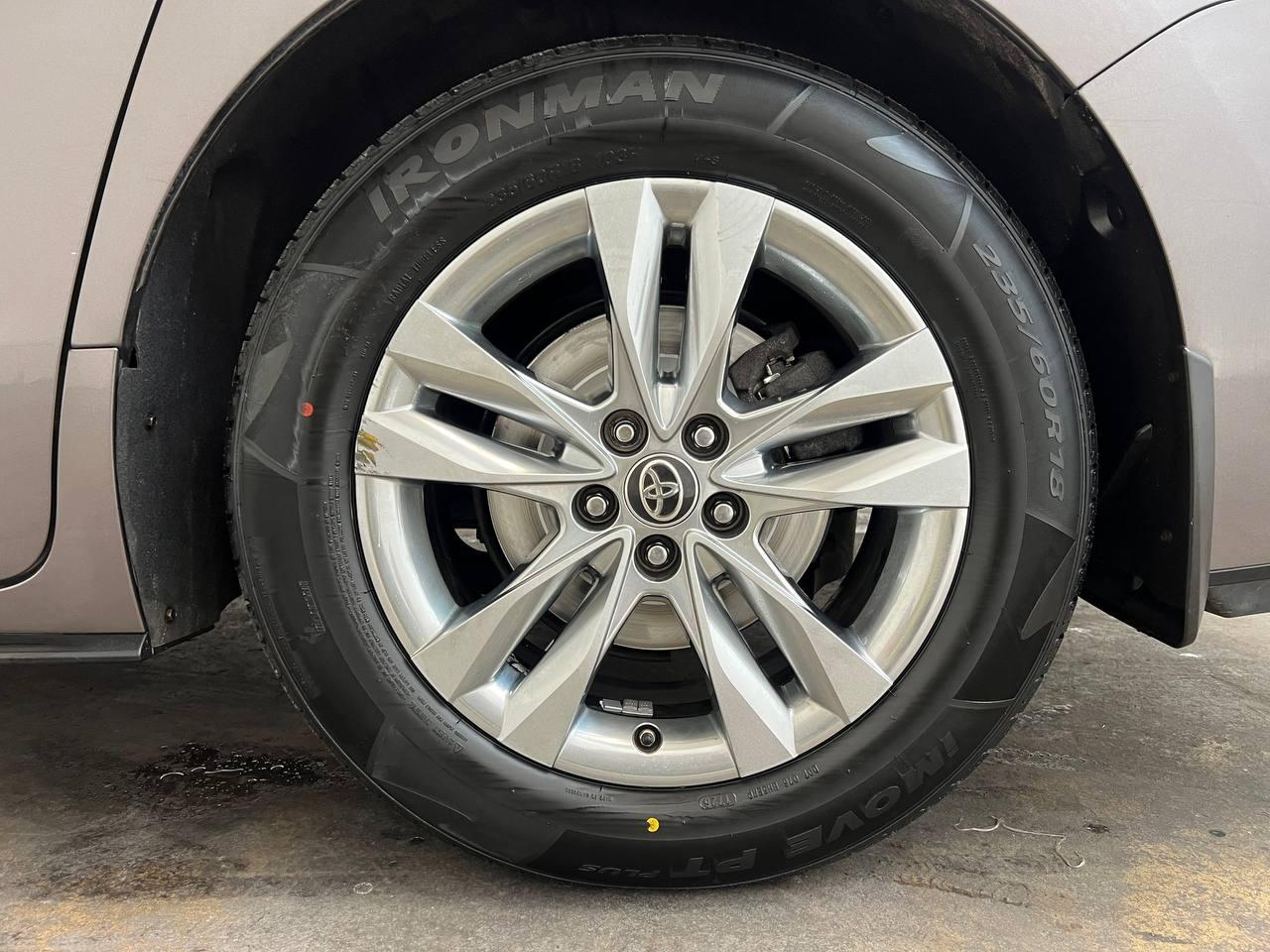 Toyota Sienna Limited 7-Passenger AWD 2022