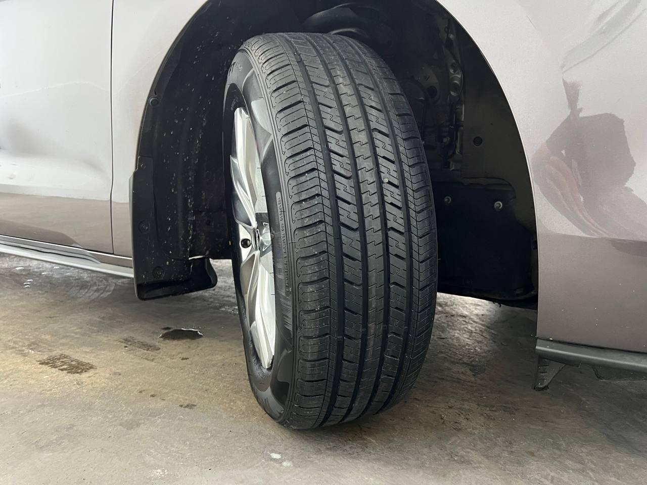 Toyota Sienna Limited 7-Passenger AWD 2022