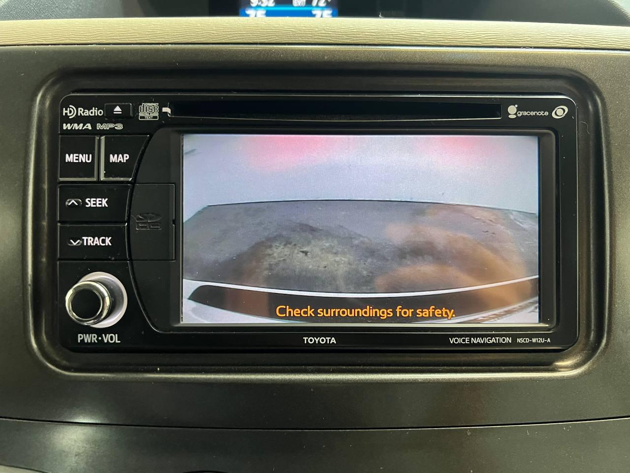 Toyota Sienna XLE 7-Passenger AWD 2014