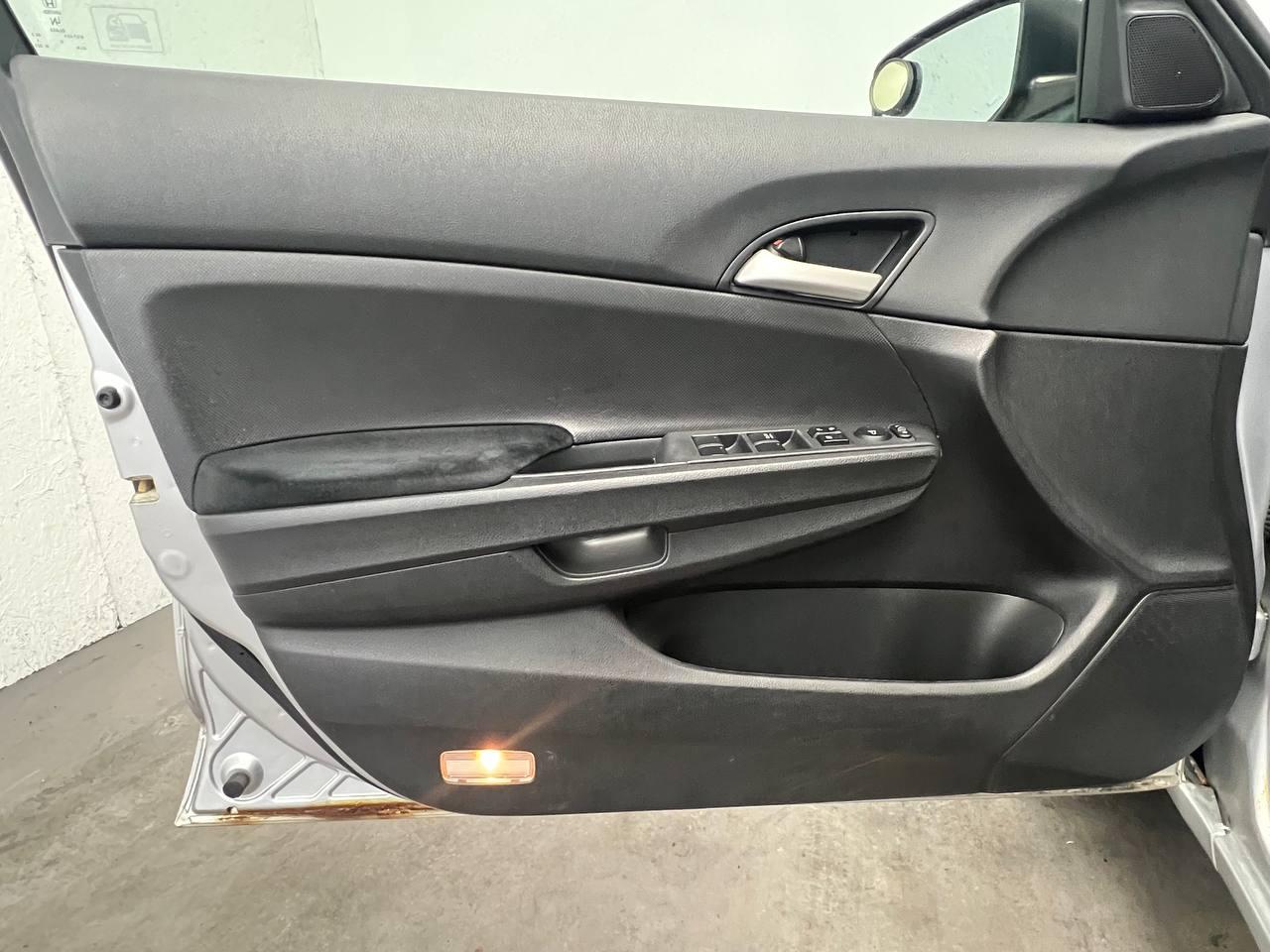 Honda Accord Sdn  2009