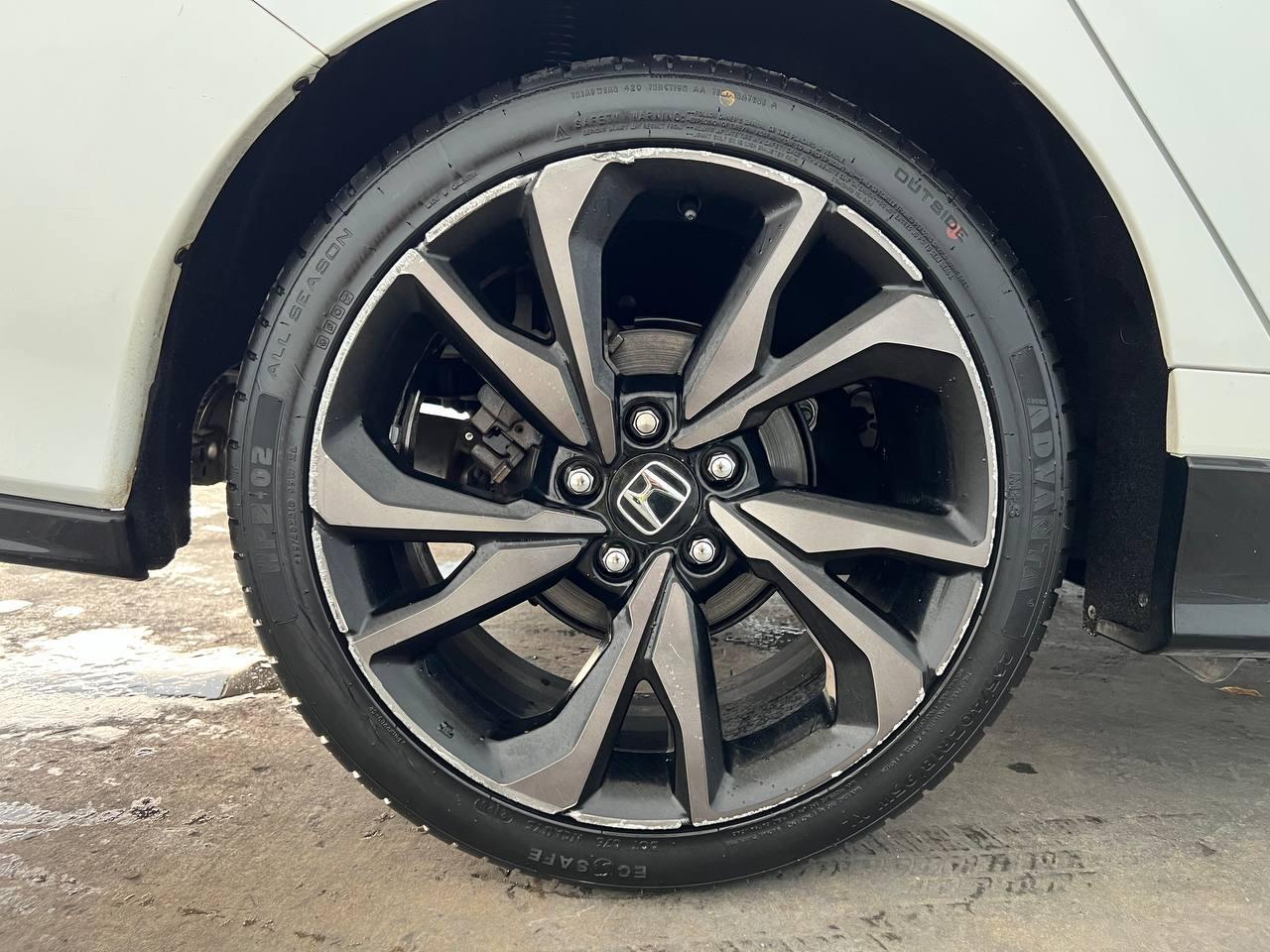 Honda Civic Hatchback Sport CVT 2018
