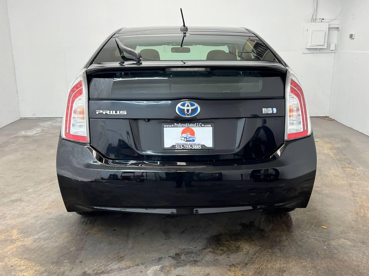 Toyota Prius Three 2014