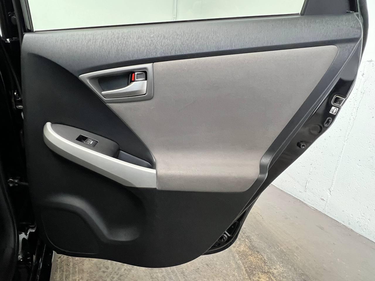 Toyota Prius Three 2014