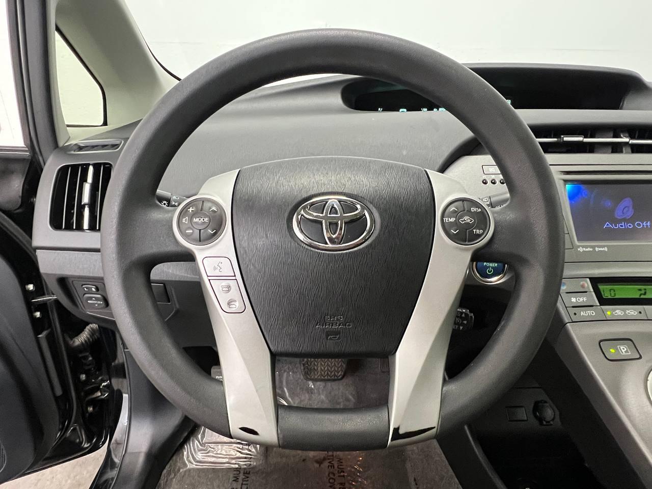 Toyota Prius Three 2014