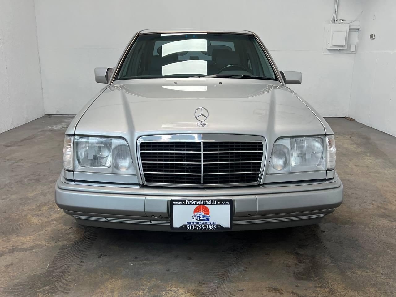 Mercedes-Benz E Class 4dr Sedan 3.2L 1995