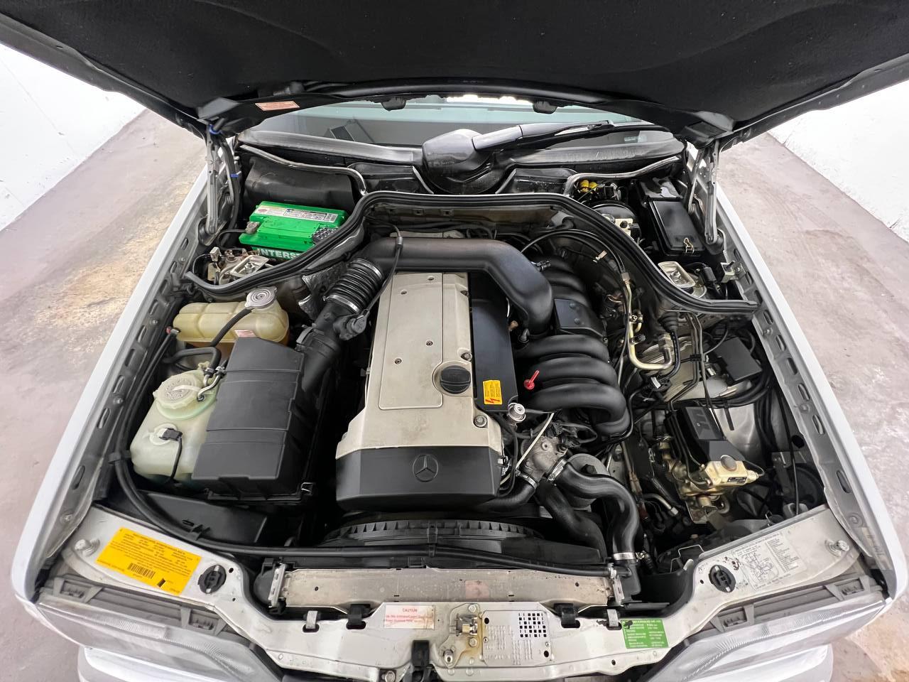Mercedes-Benz E Class 4dr Sedan 3.2L 1995