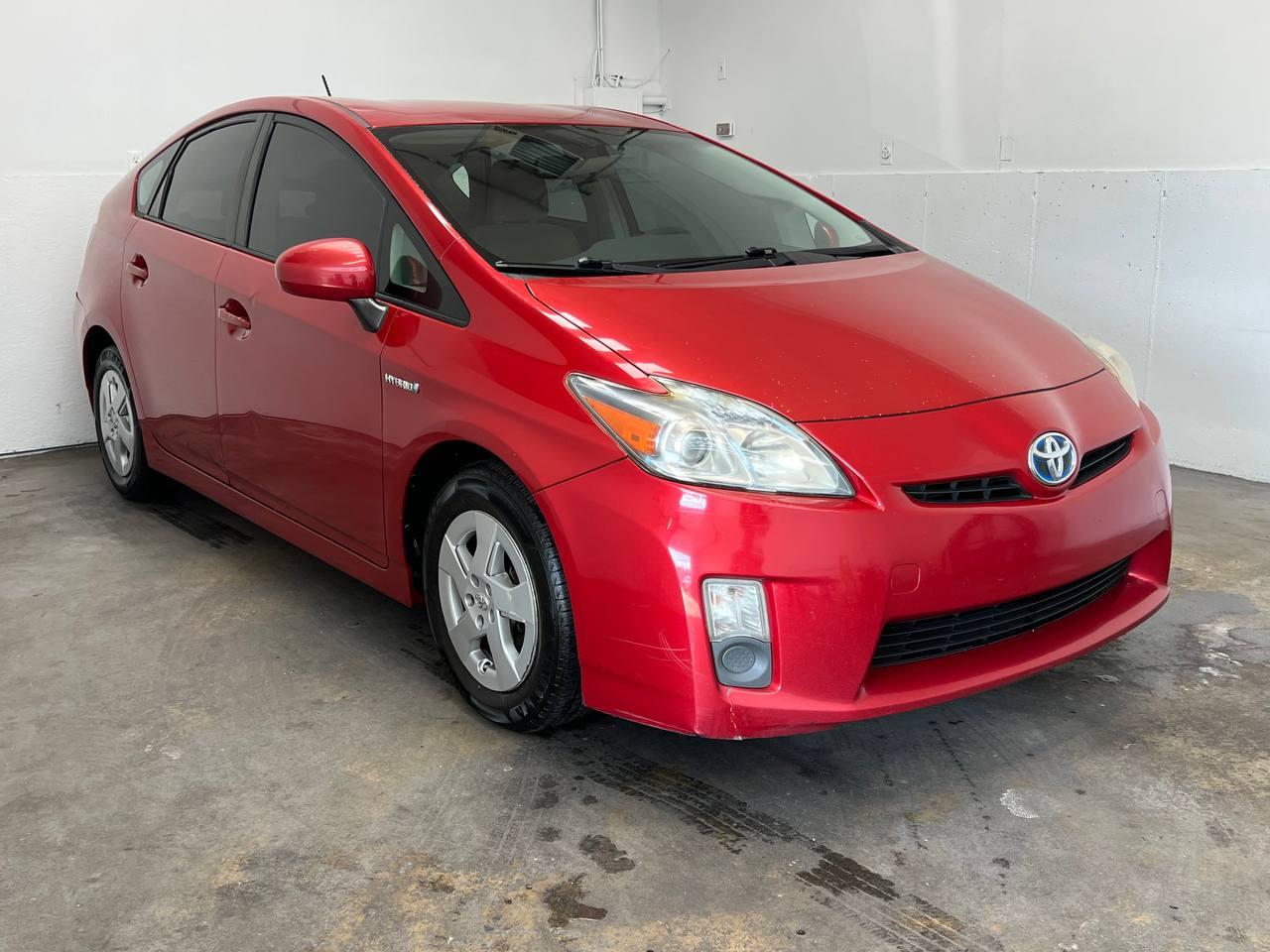 Toyota Prius Base 4D Hatchback 2010