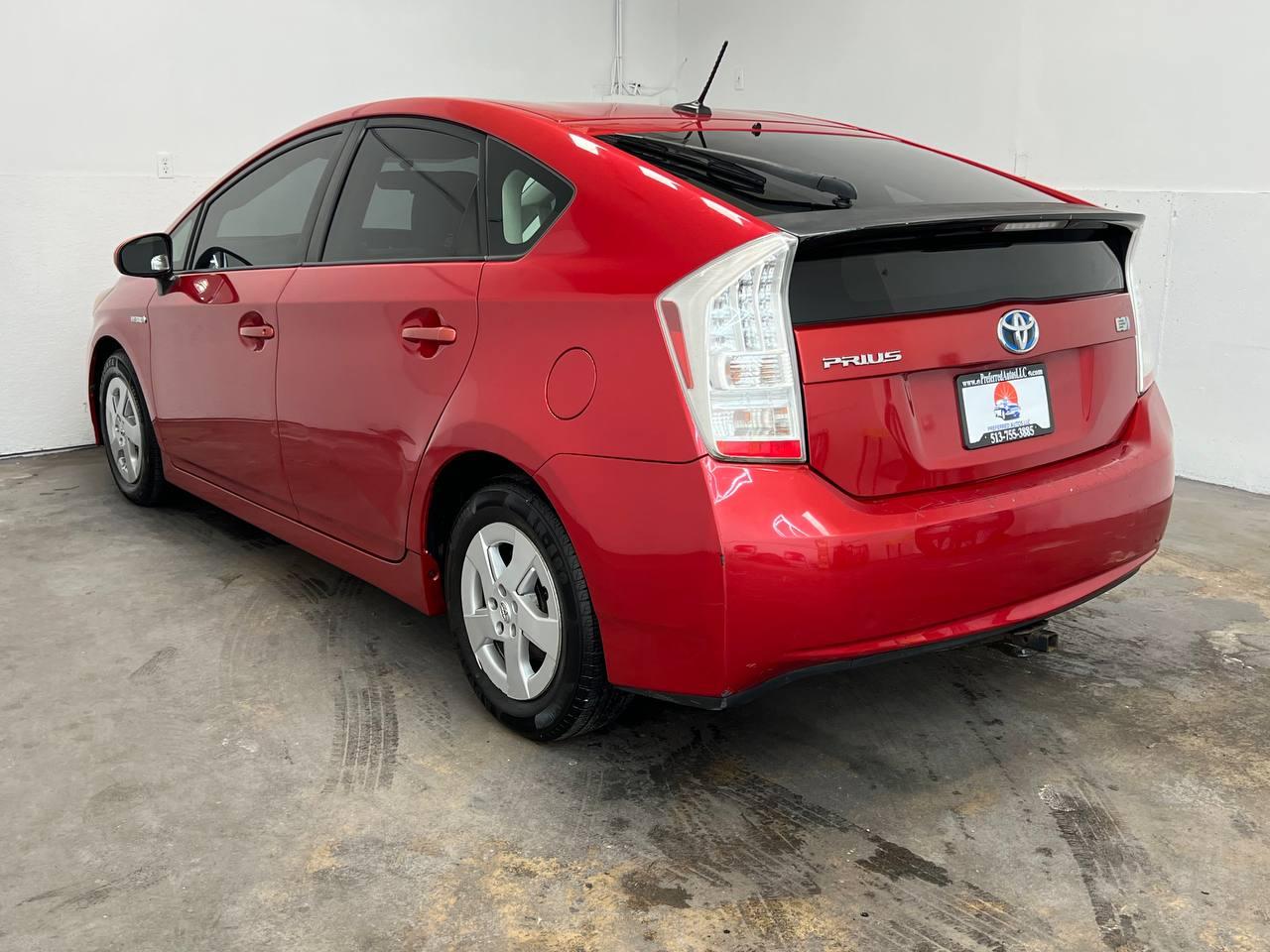Toyota Prius Base 4D Hatchback 2010