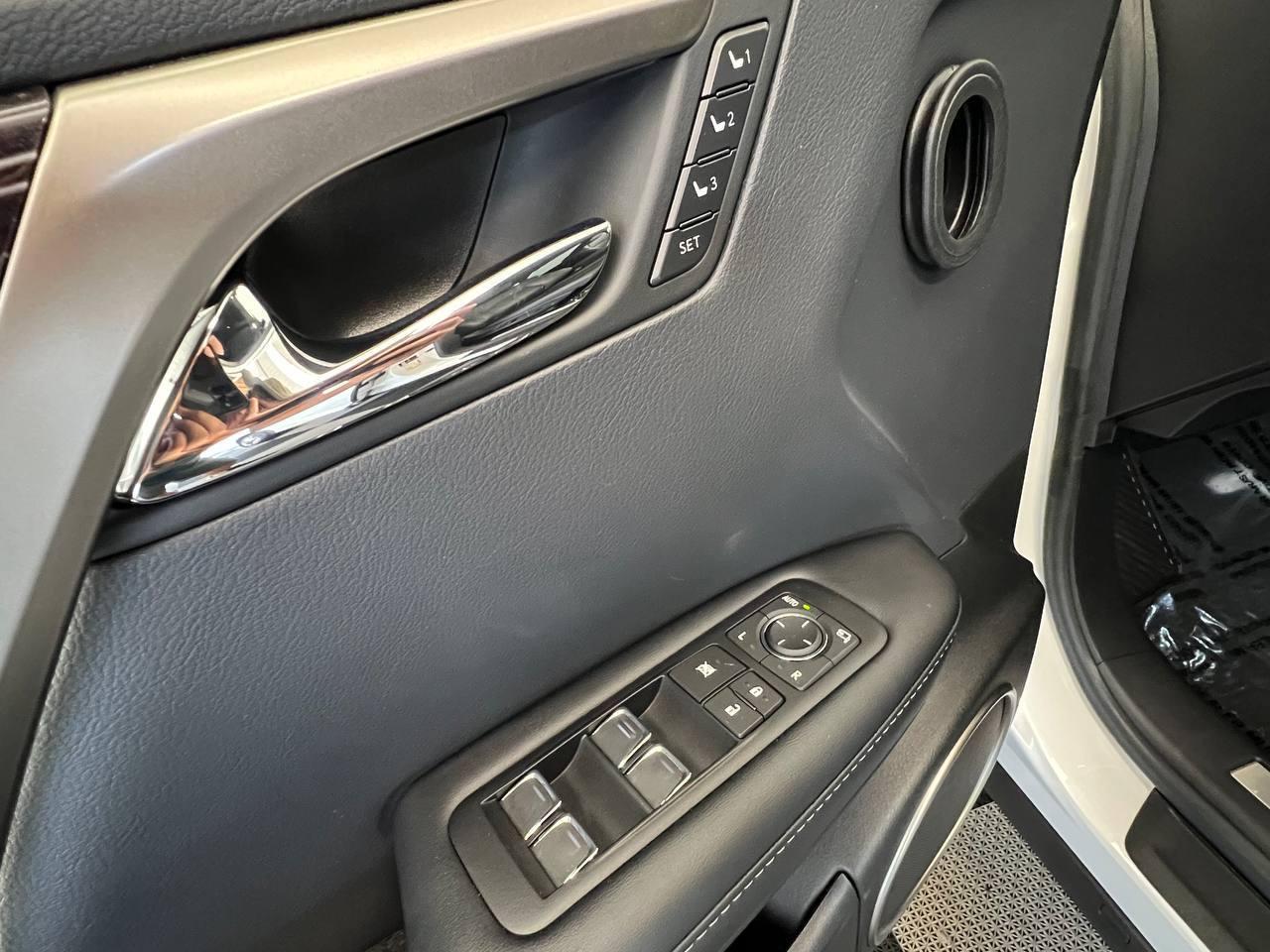 Lexus RX 450h Hybrid 4D SUV AWD 2022