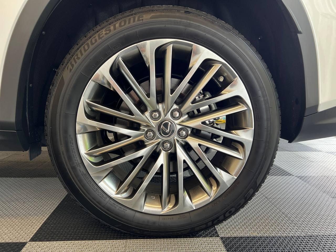 Lexus RX 450h Hybrid 4D SUV AWD 2022