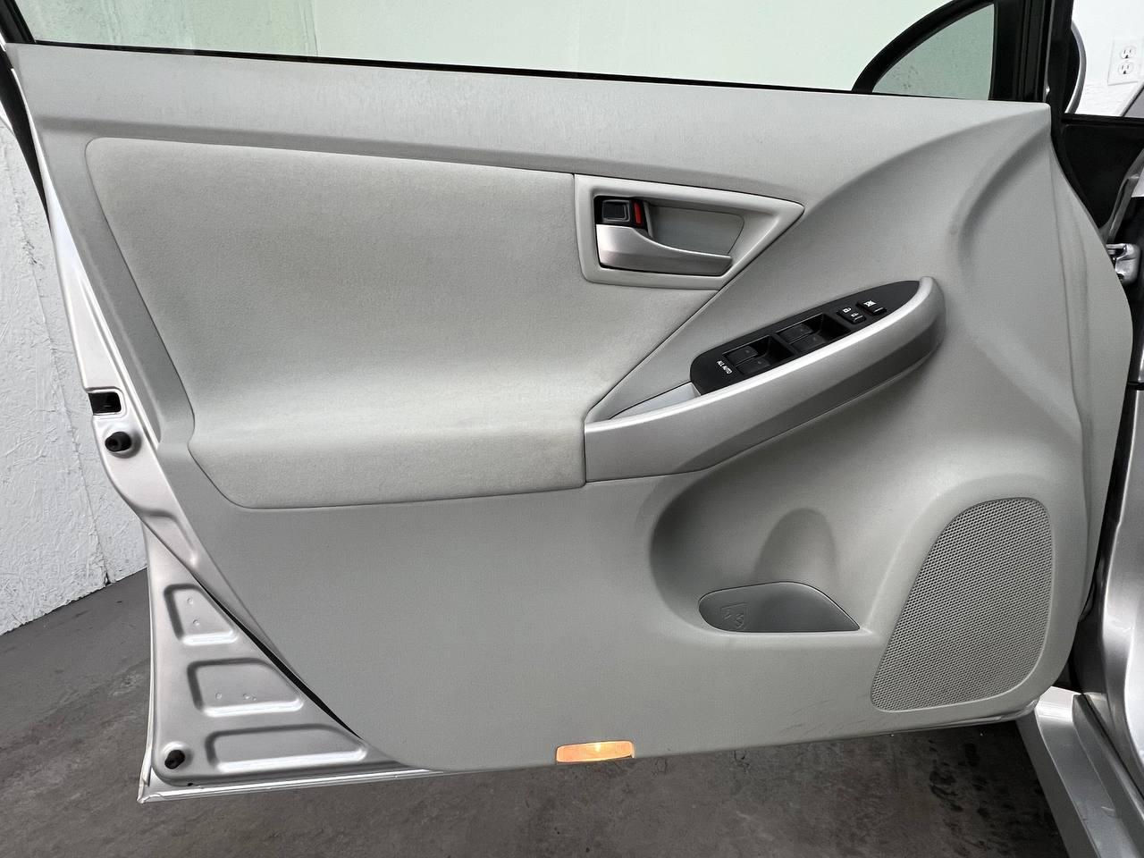 Toyota Prius Three 2013