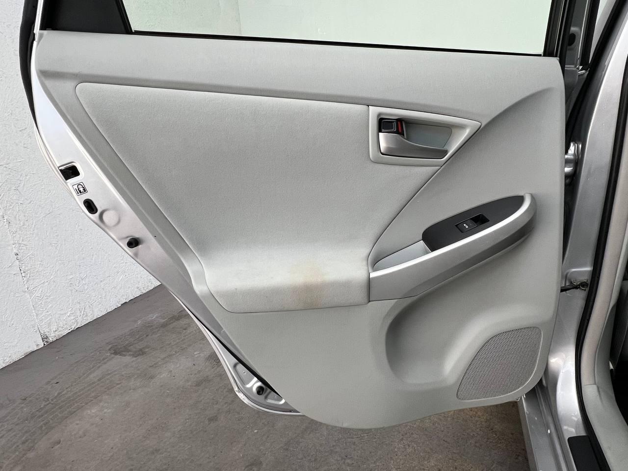 Toyota Prius Three 2013