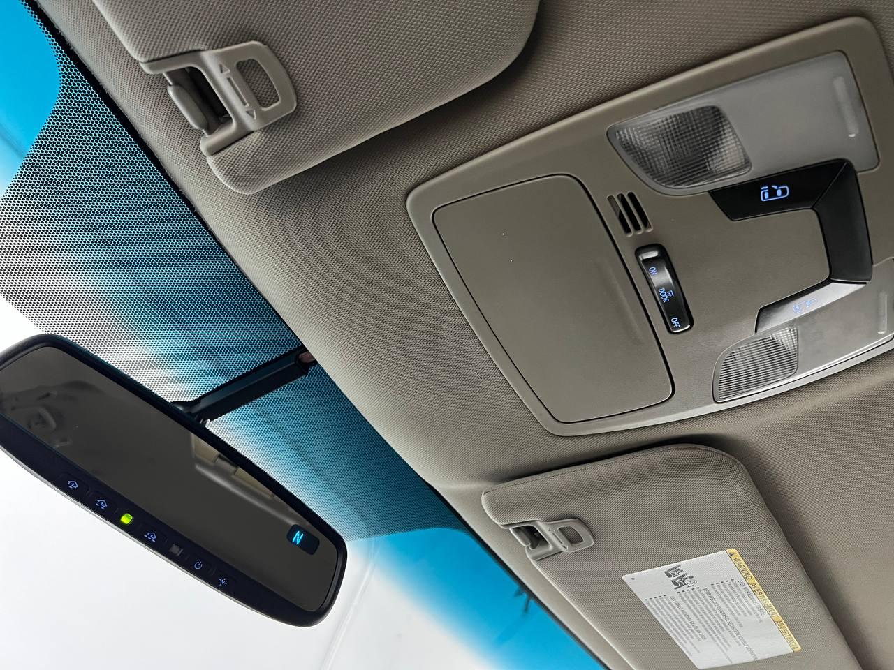Toyota Sienna LE 2015