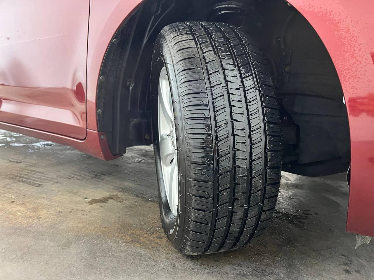 Toyota Sienna LE 2015