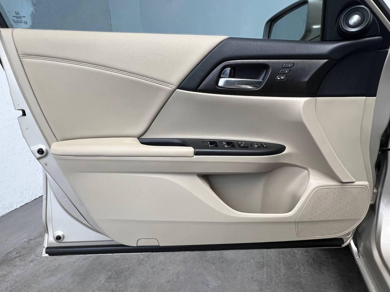 Honda Accord 4-Door Sedan 2014