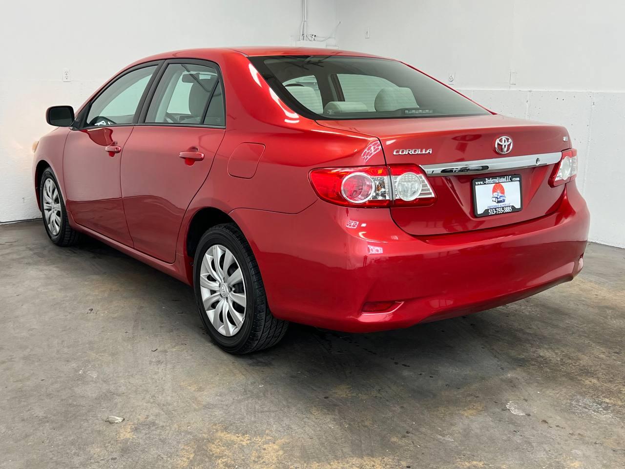Toyota Corolla LE 2012