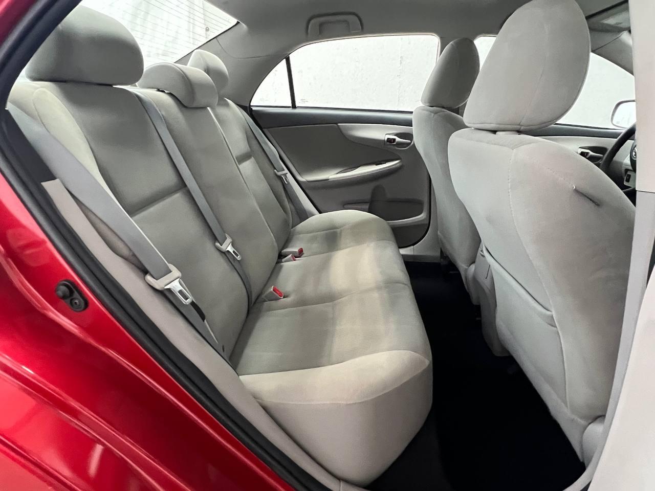 Toyota Corolla LE 2012