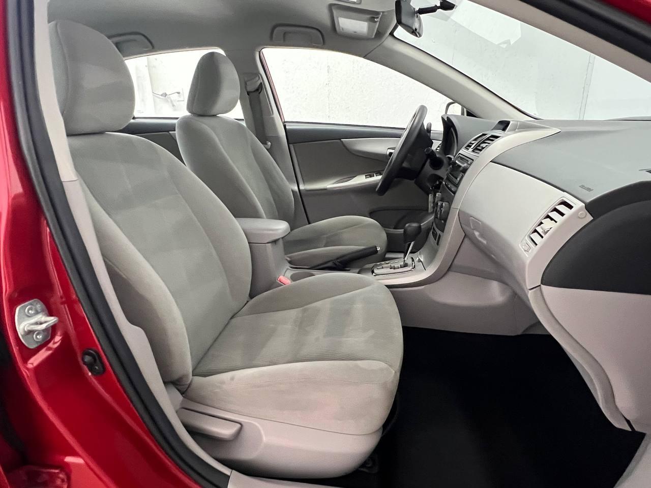 Toyota Corolla LE 2012