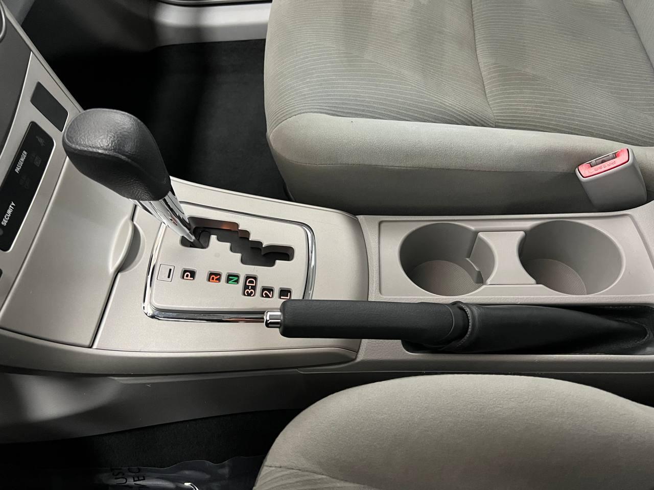 Toyota Corolla LE 2012