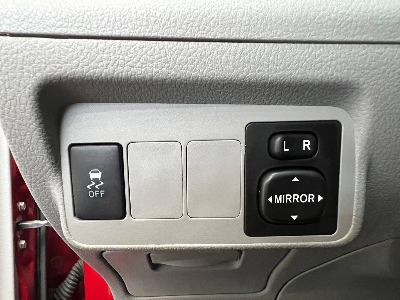 Toyota Corolla LE 2012