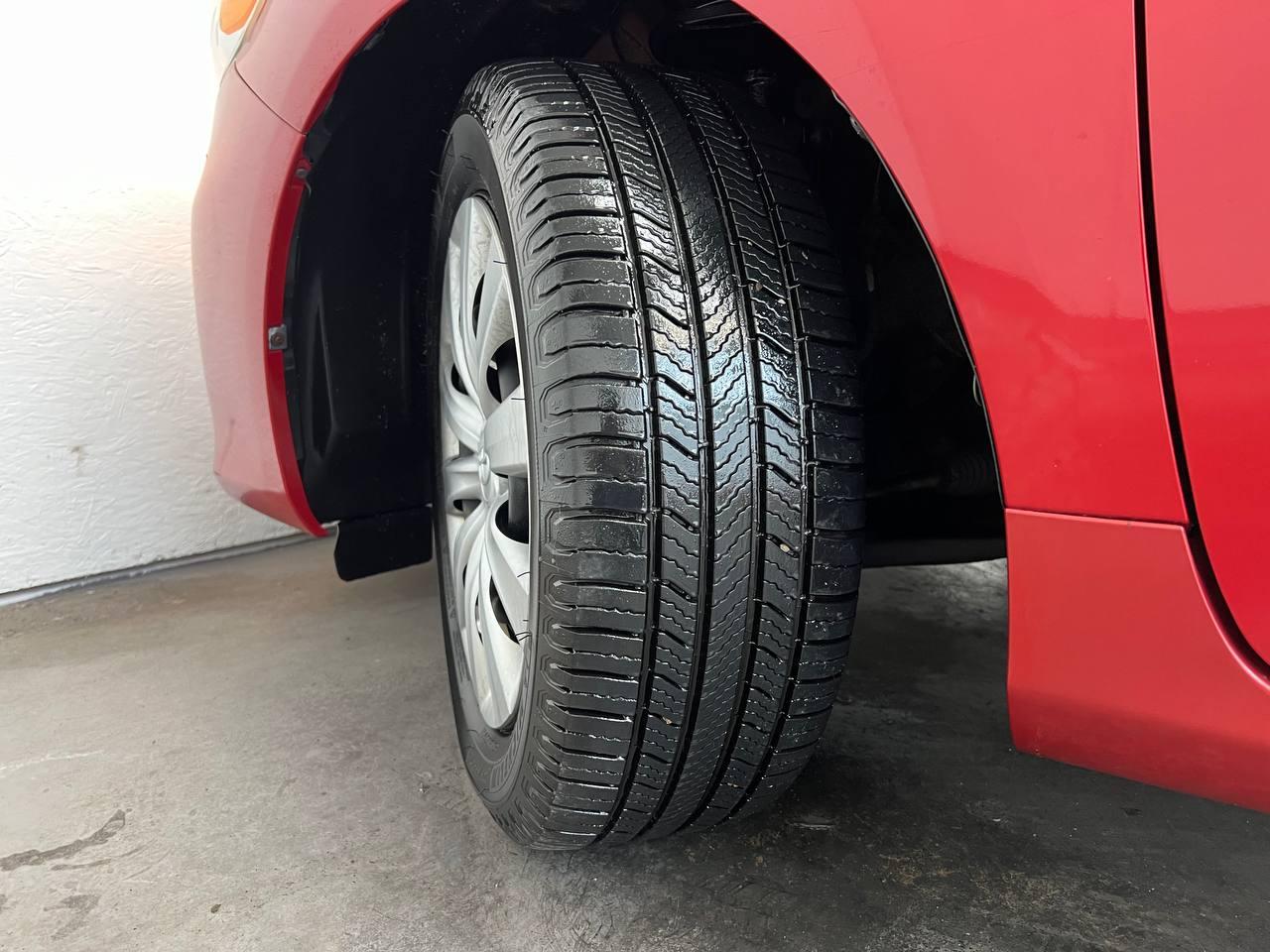 Toyota Corolla LE 2012