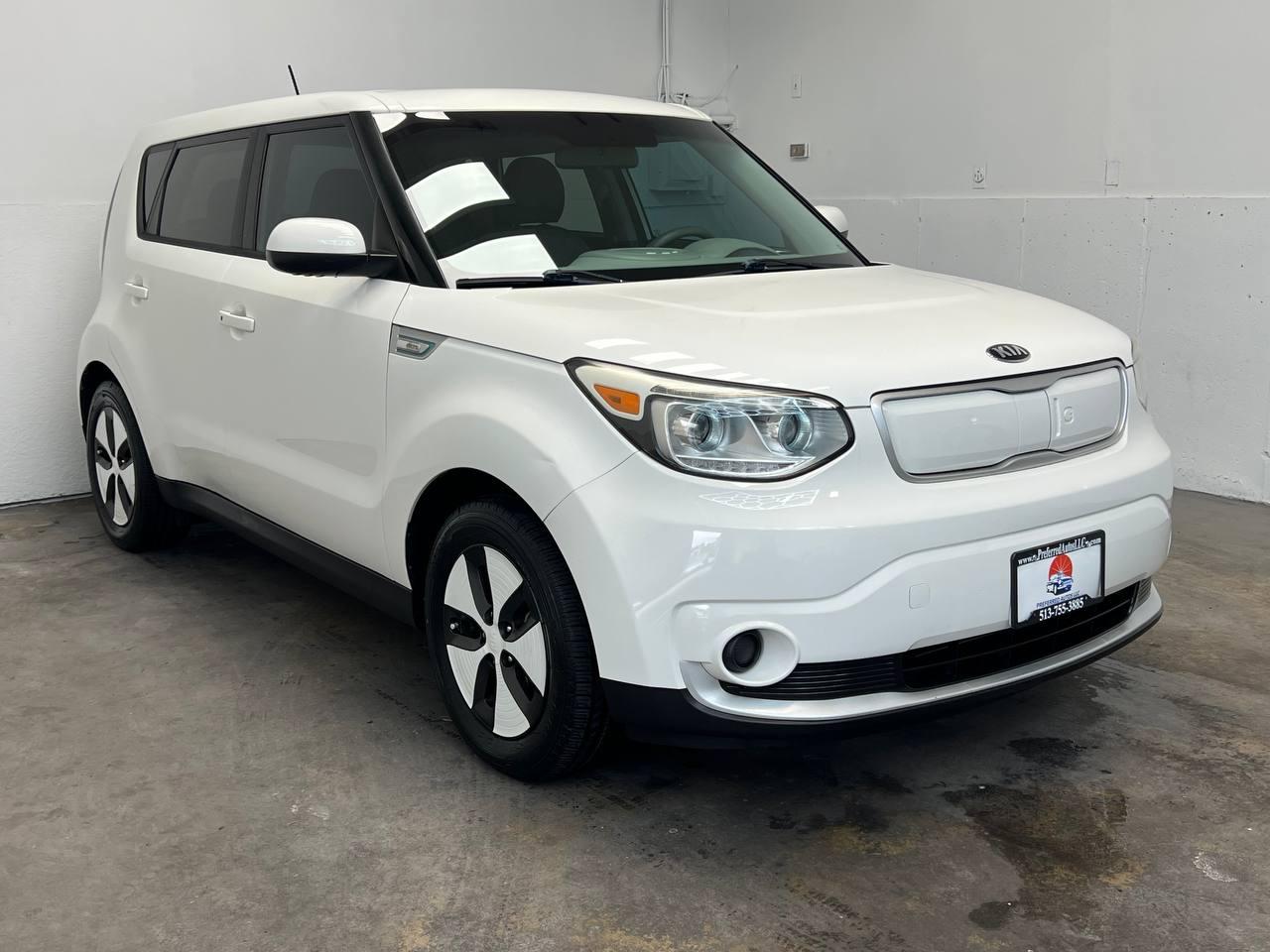 Kia Soul EV  2016