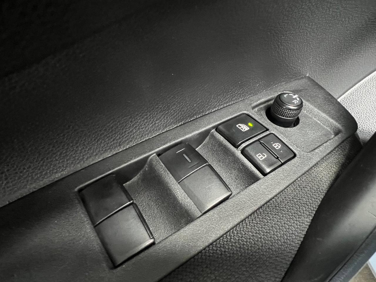 Toyota Corolla LE 2023