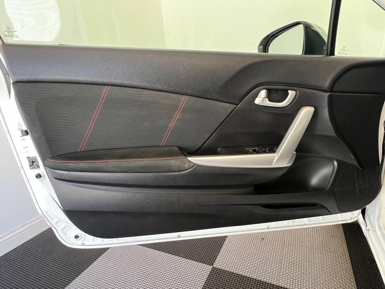 Honda Civic Coupe 2dr Man Si 2015