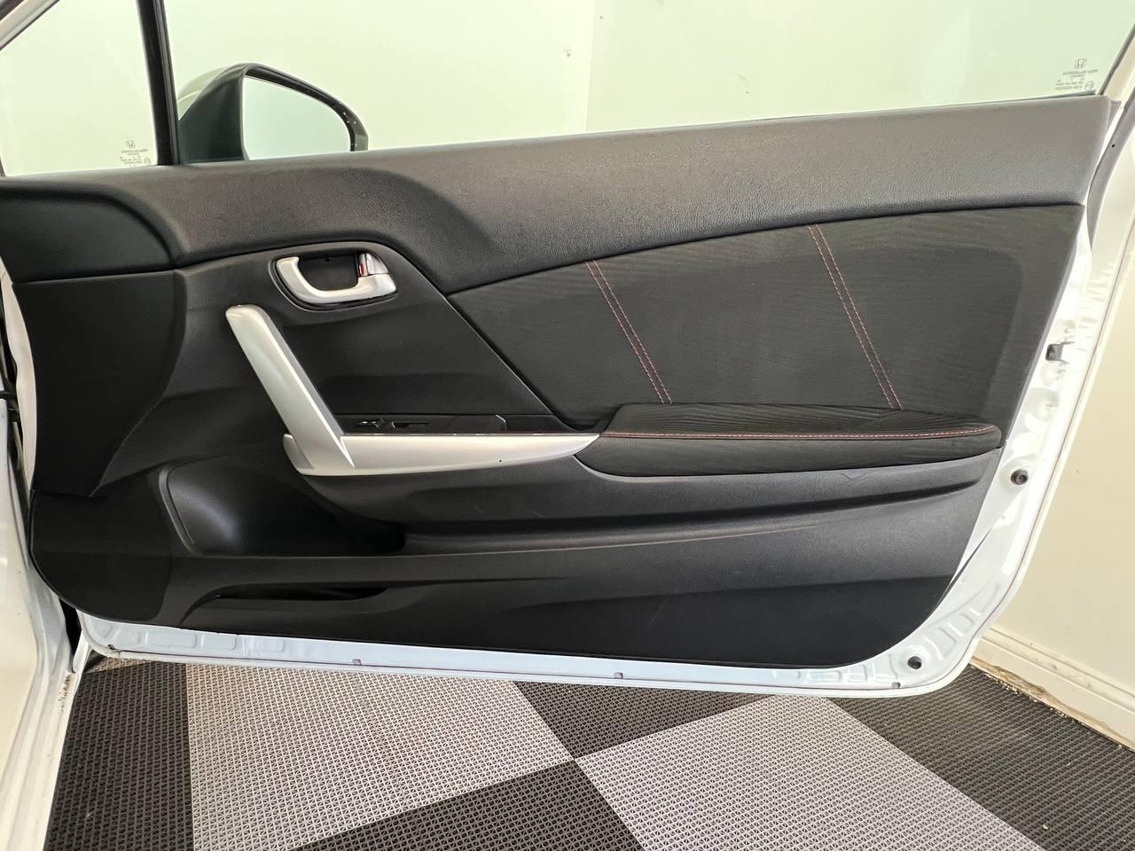 Honda Civic Coupe 2dr Man Si 2015