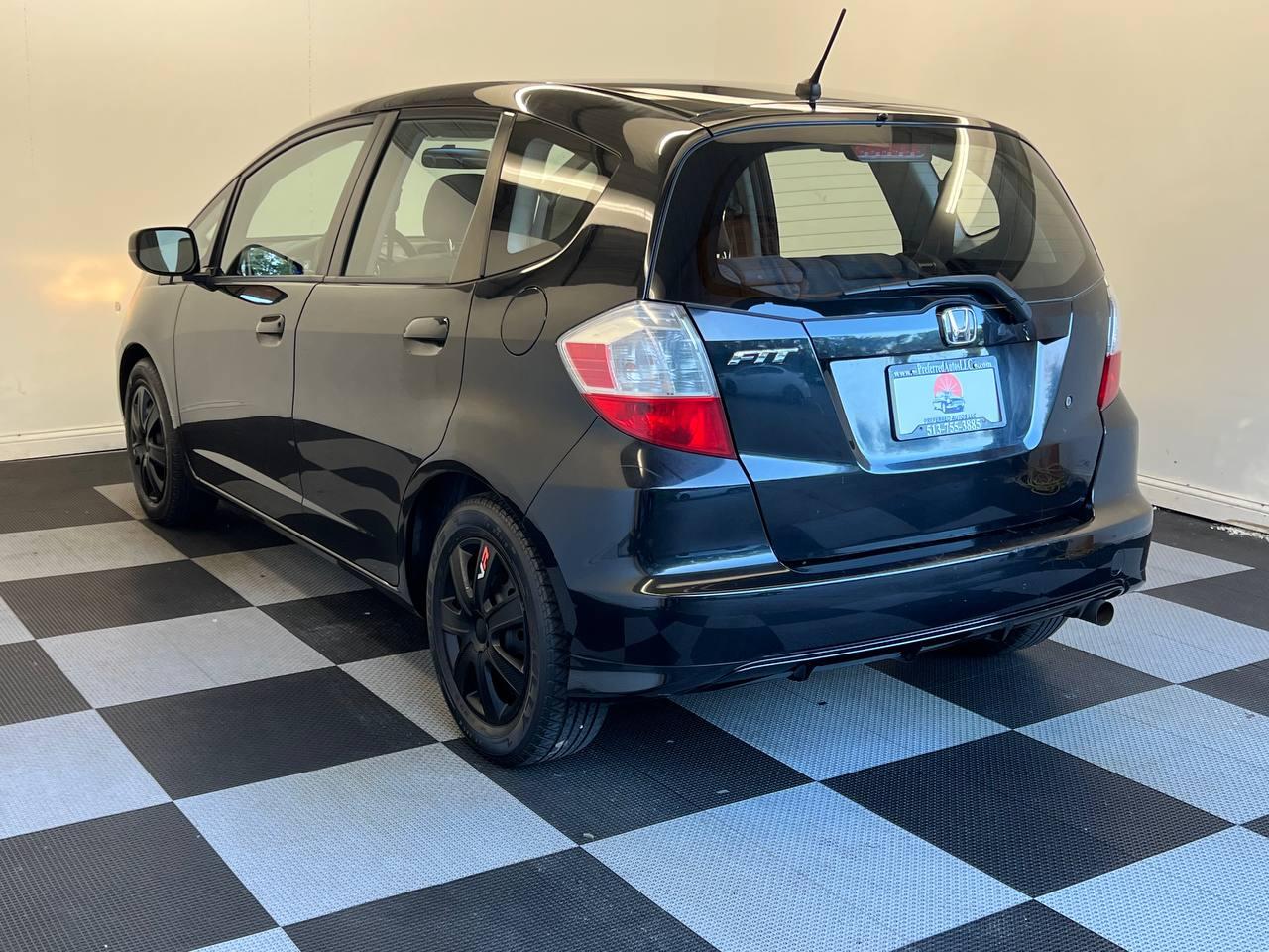 Honda Fit 5dr HB Auto 2010