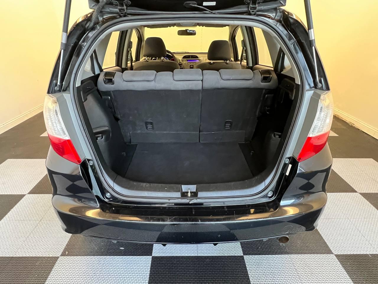 Honda Fit 5dr HB Auto 2010