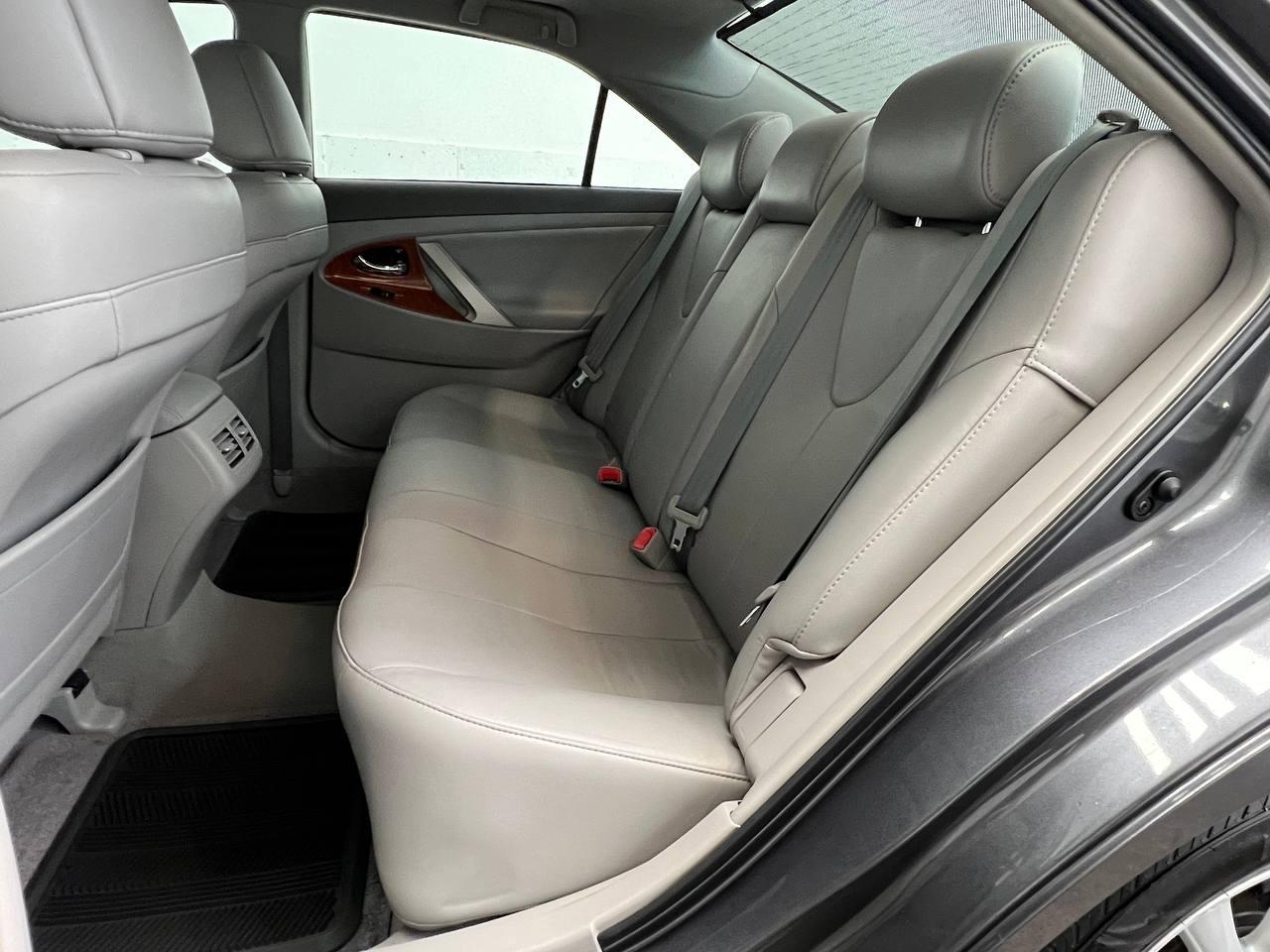 Toyota Camry XLE 2011
