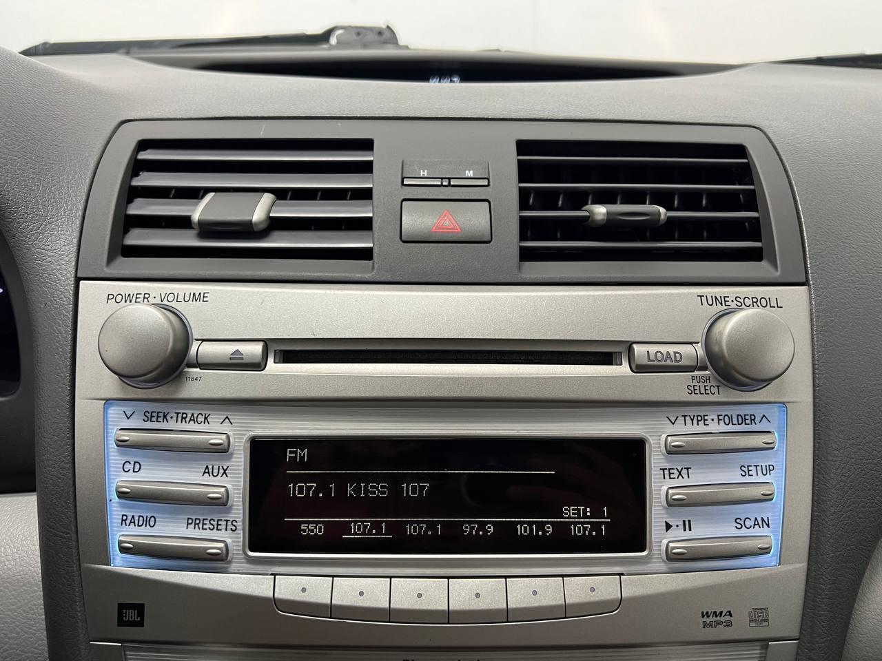 Toyota Camry XLE 2011