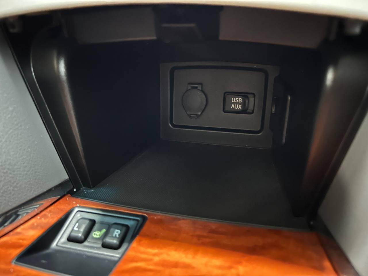 Toyota Camry XLE 2011