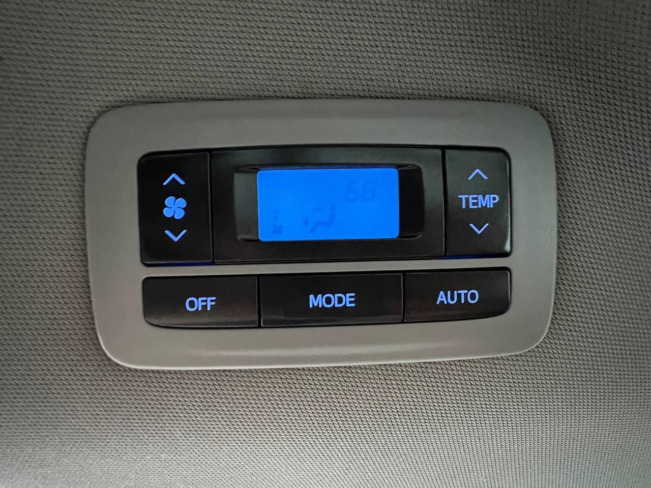 Toyota Sienna LE AWD 2018