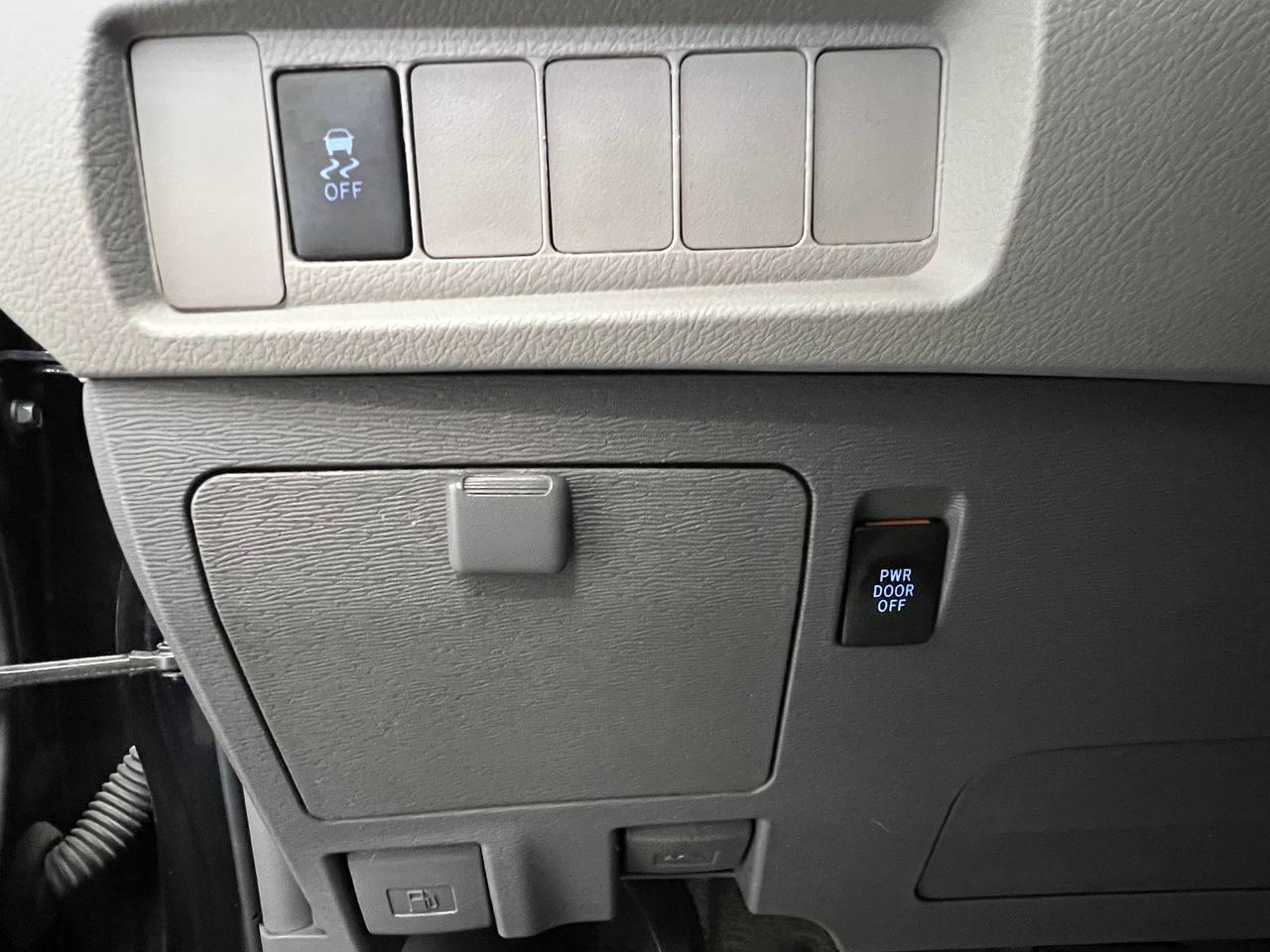 Toyota Sienna LE AWD 2018