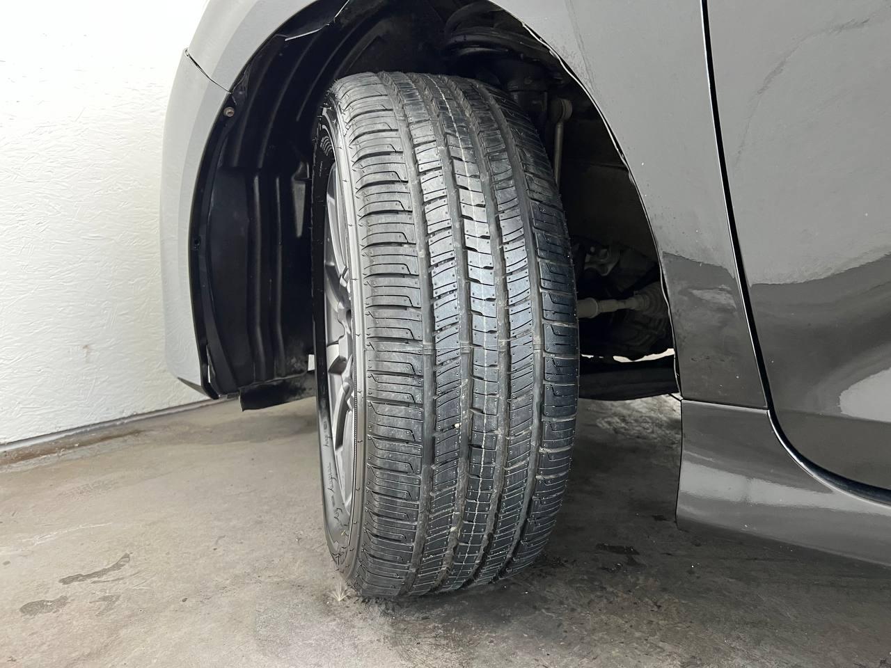 Toyota Sienna LE AWD 2018