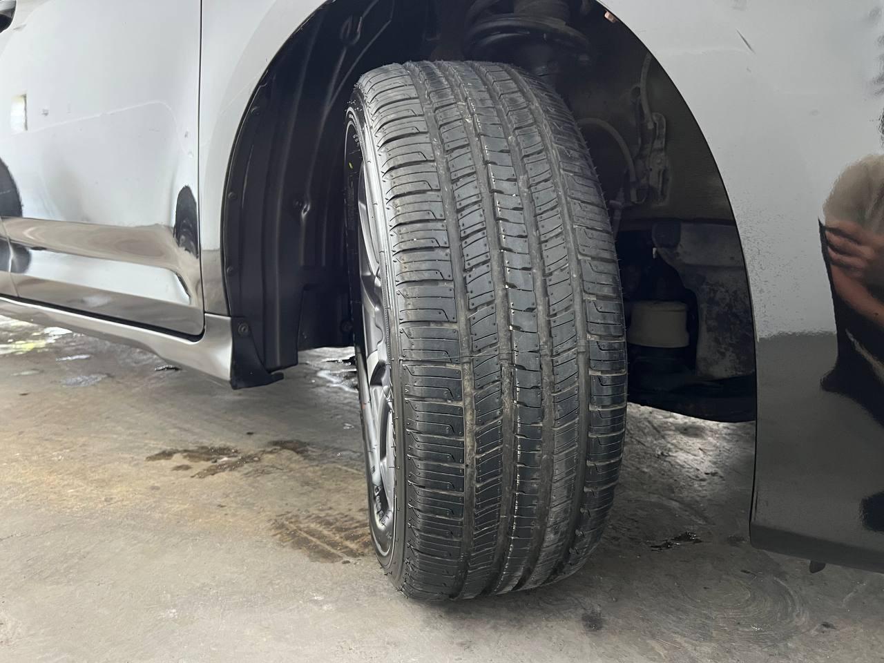 Toyota Sienna LE AWD 2018