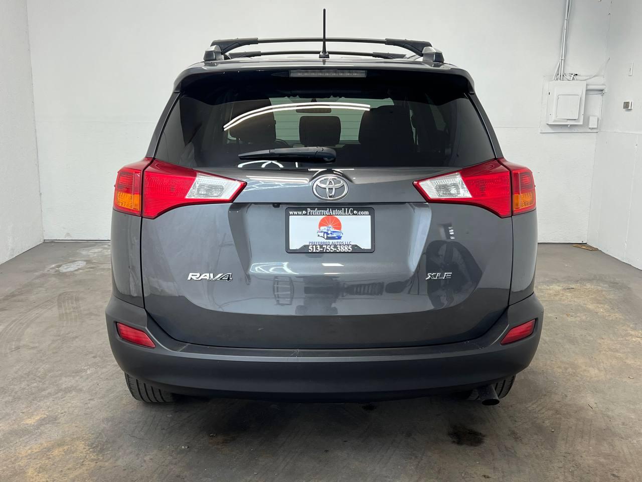 Toyota RAV4 XLE FWD 2013
