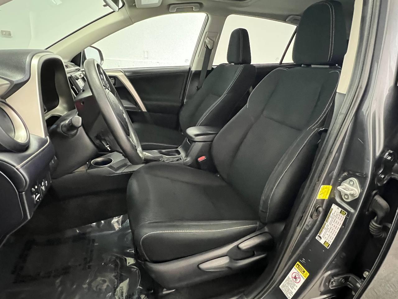 Toyota RAV4 XLE FWD 2013
