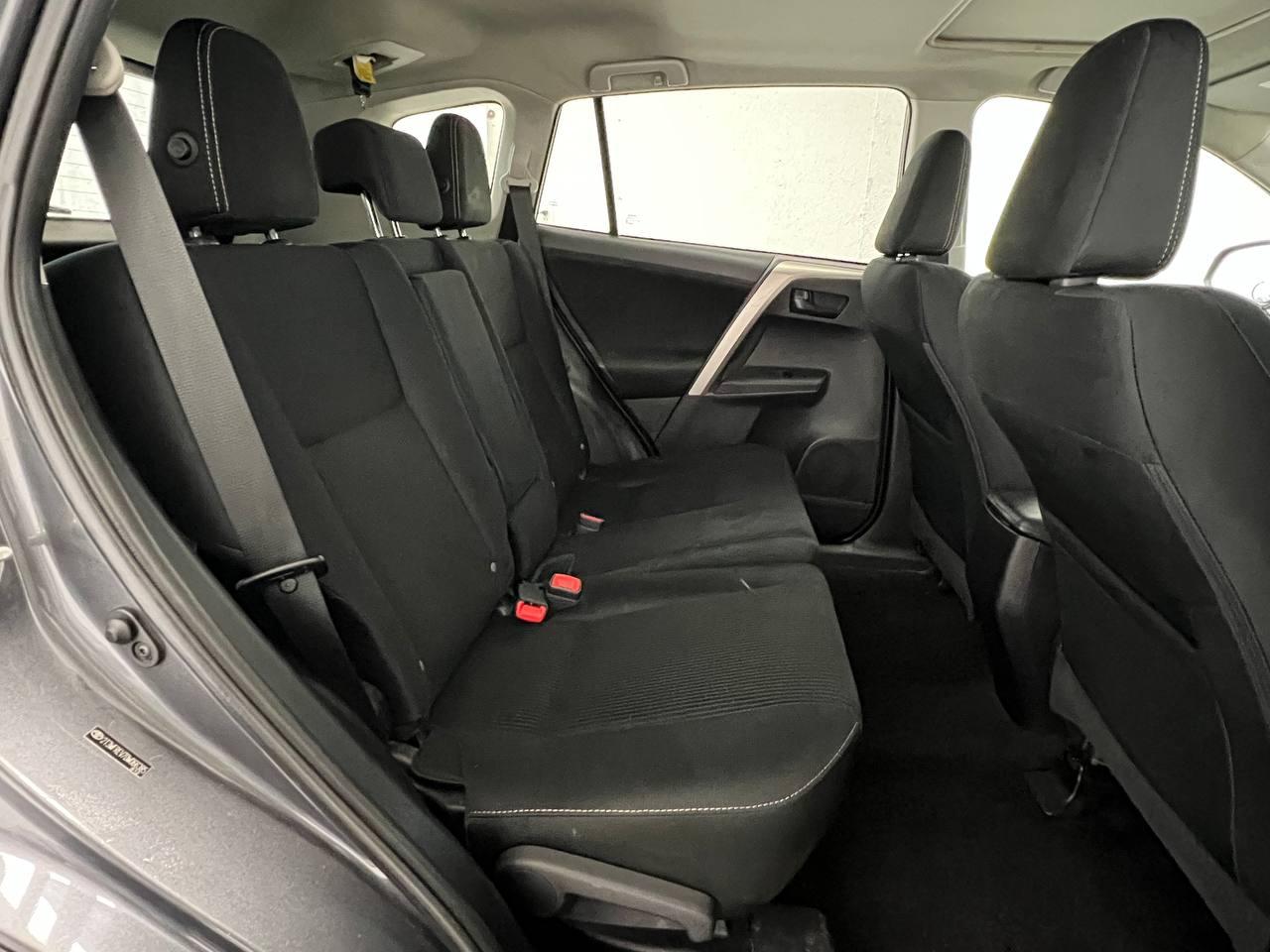 Toyota RAV4 XLE FWD 2013