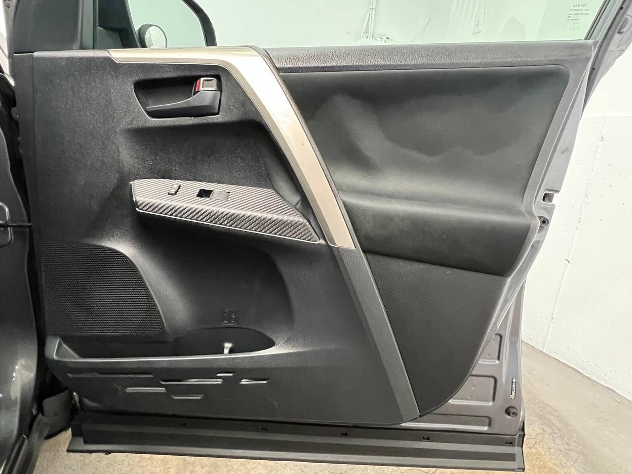 Toyota RAV4 XLE FWD 2013